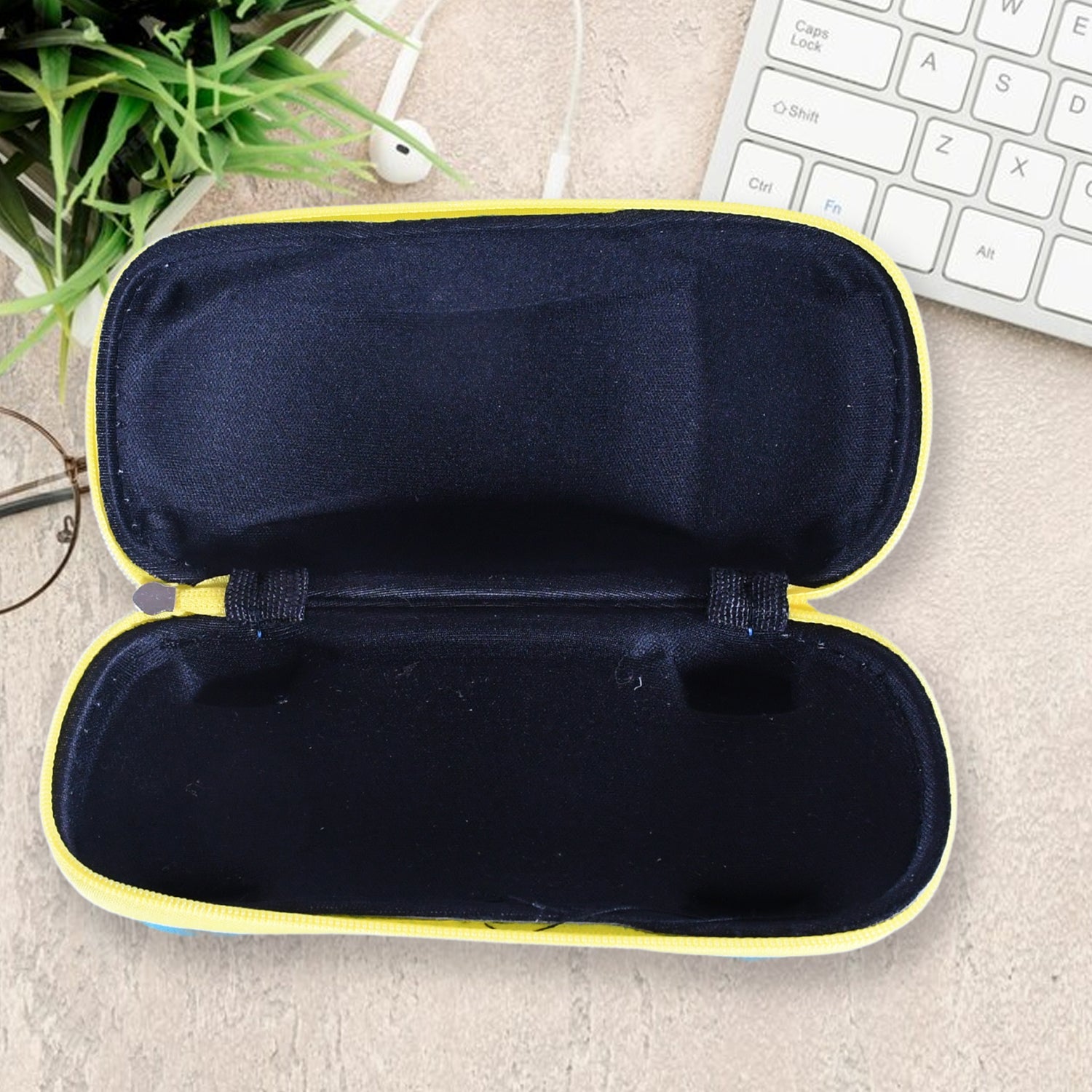 17505 Cartoon Car Shape Sunglasses Box Portable Eyeglasses Case Fashion Lovely Sunglass Case Children's Glasses Box Blind Box for Kids Sunglasses Cases (1 Pc) 17505 Cartoon Car Shape Sunglasses Box Portable Eyeglasses Case Fashion Lovely Sunglass Case Children's Glasses Box Blind Box for Kids Sunglasses Cases (1 Pc)